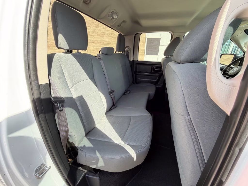 2017 Bright White Clearcoat Ram 1500 Express 4X4 Truck