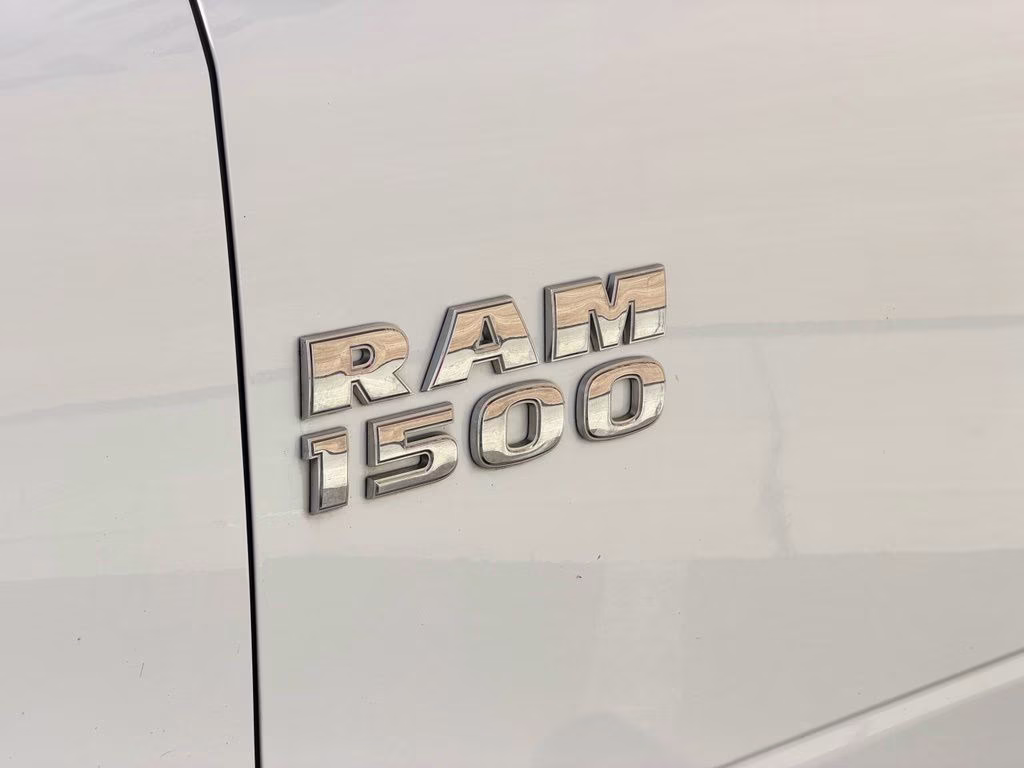 2017 Bright White Clearcoat Ram 1500 Express 4X4 Truck