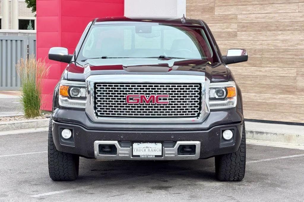 2015 Gray GMC Sierra 1500 Denali 4X4 Truck