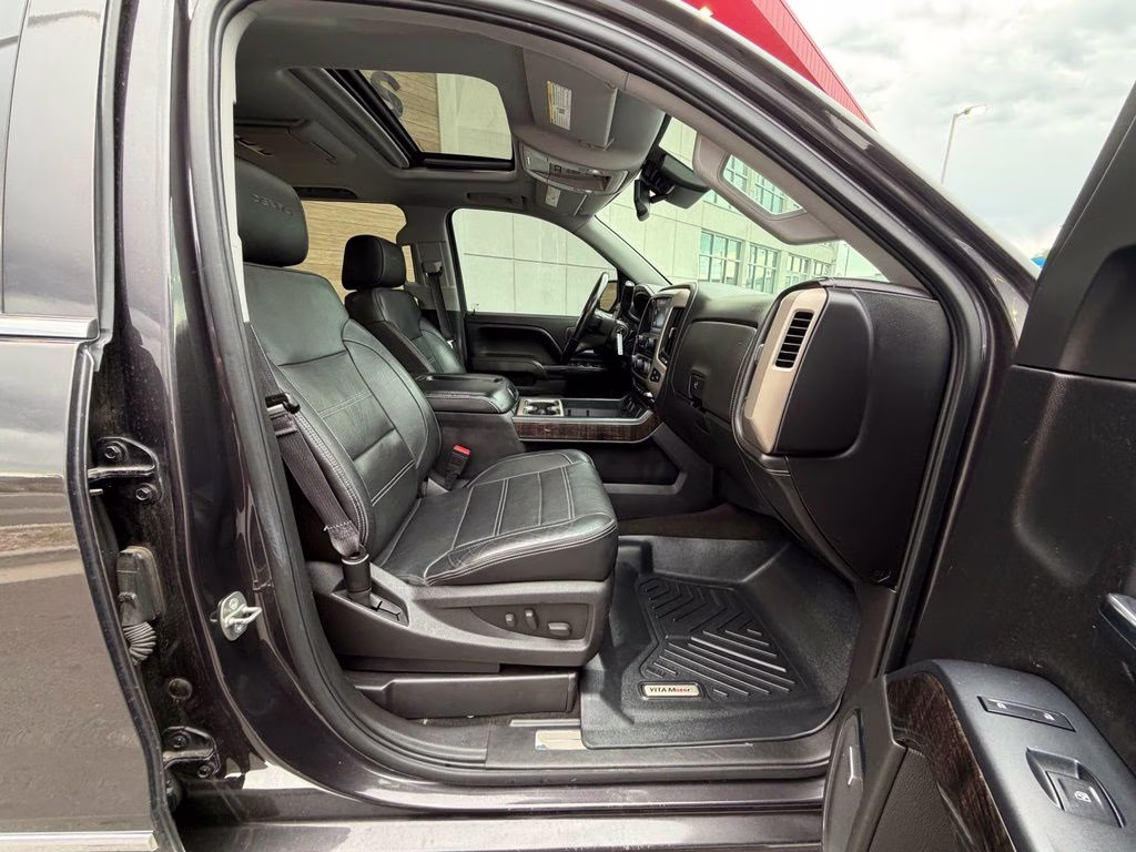 2015 Gray GMC Sierra 1500 Denali 4X4 Truck
