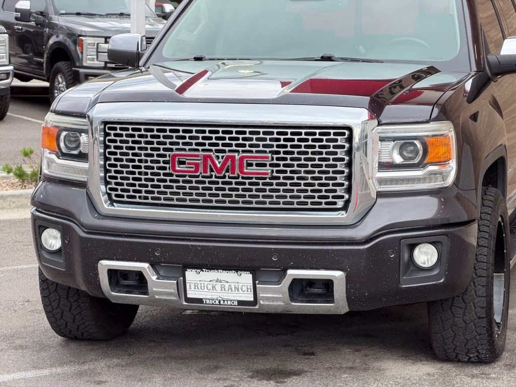 2015 Gray GMC Sierra 1500 Denali 4X4 Truck