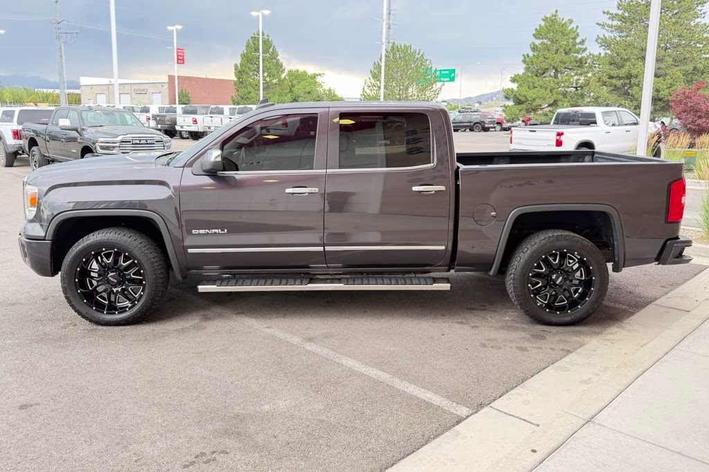 2015 Gray GMC Sierra 1500 Denali 4X4 Truck