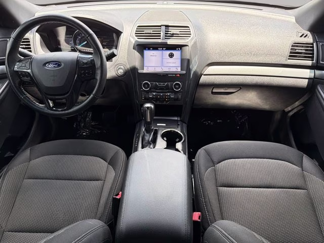 2019 Ingot Silver Ford Explorer XLT 4X4 SUV