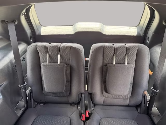 2019 Ingot Silver Ford Explorer XLT 4X4 SUV