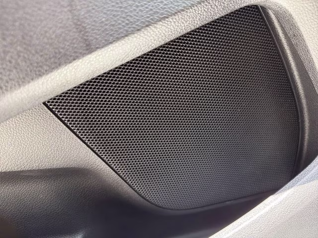 2019 Ingot Silver Ford Explorer XLT 4X4 SUV