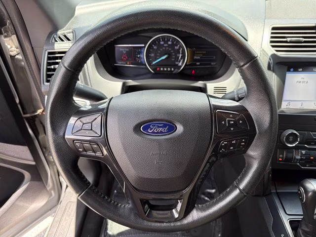 2019 Ingot Silver Ford Explorer XLT 4X4 SUV
