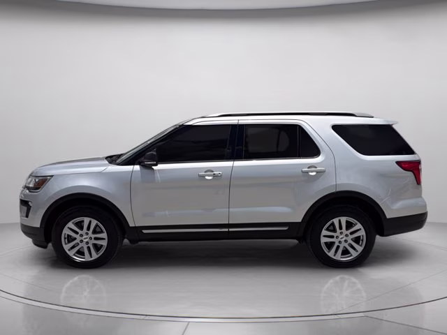 2019 Ingot Silver Ford Explorer XLT 4X4 SUV