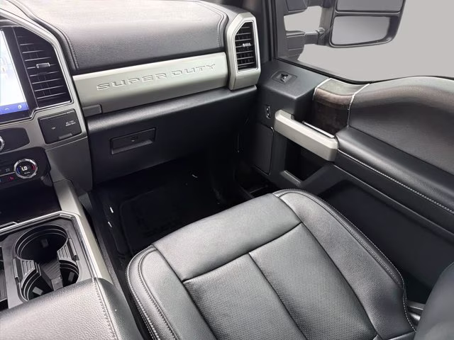 2022 Agate Black Metallic Ford Super Duty F-250 SRW Lariat 4X4 Truck