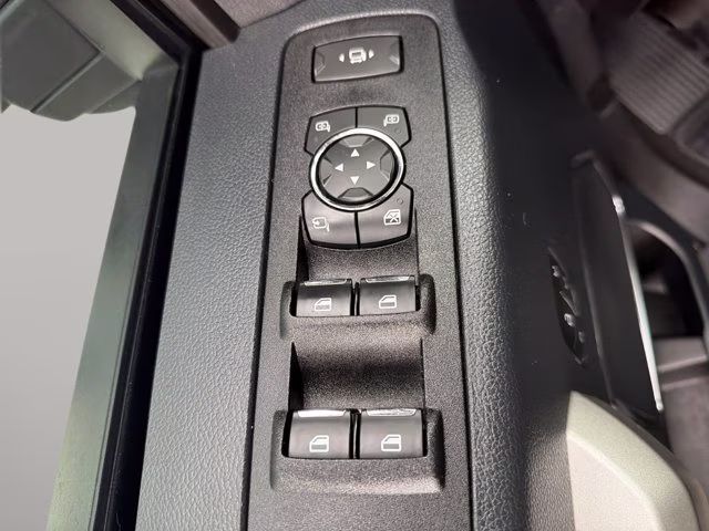 2022 Agate Black Metallic Ford Super Duty F-250 SRW Lariat 4X4 Truck