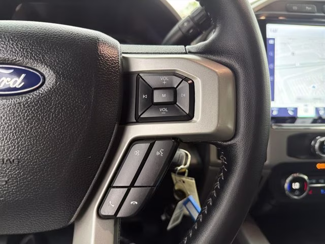 2022 Agate Black Metallic Ford Super Duty F-250 SRW Lariat 4X4 Truck