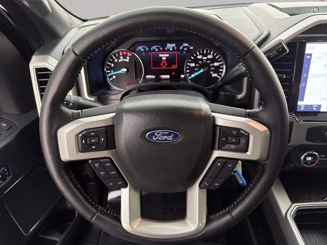 2022 Agate Black Metallic Ford Super Duty F-250 SRW Lariat 4X4 Truck