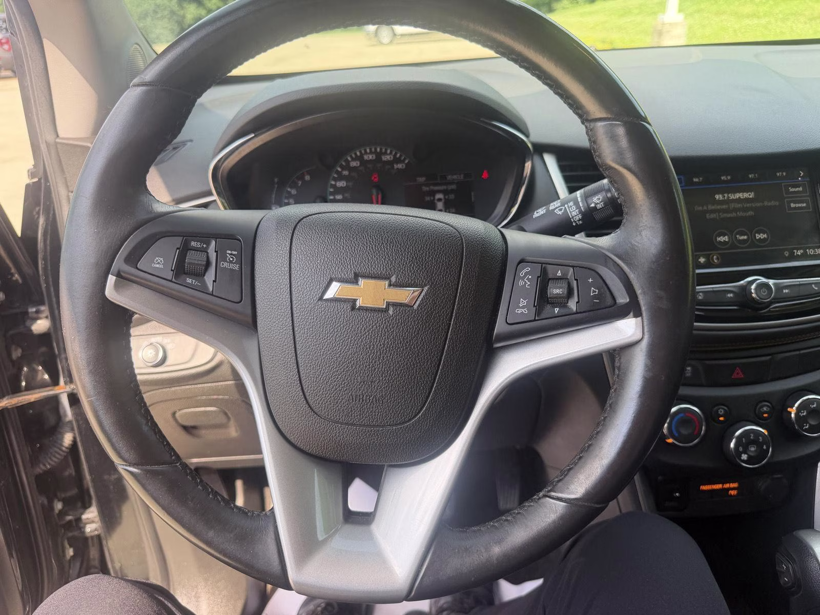 2018 Mosaic Black Metallic Chevrolet Trax LT FWD SUV