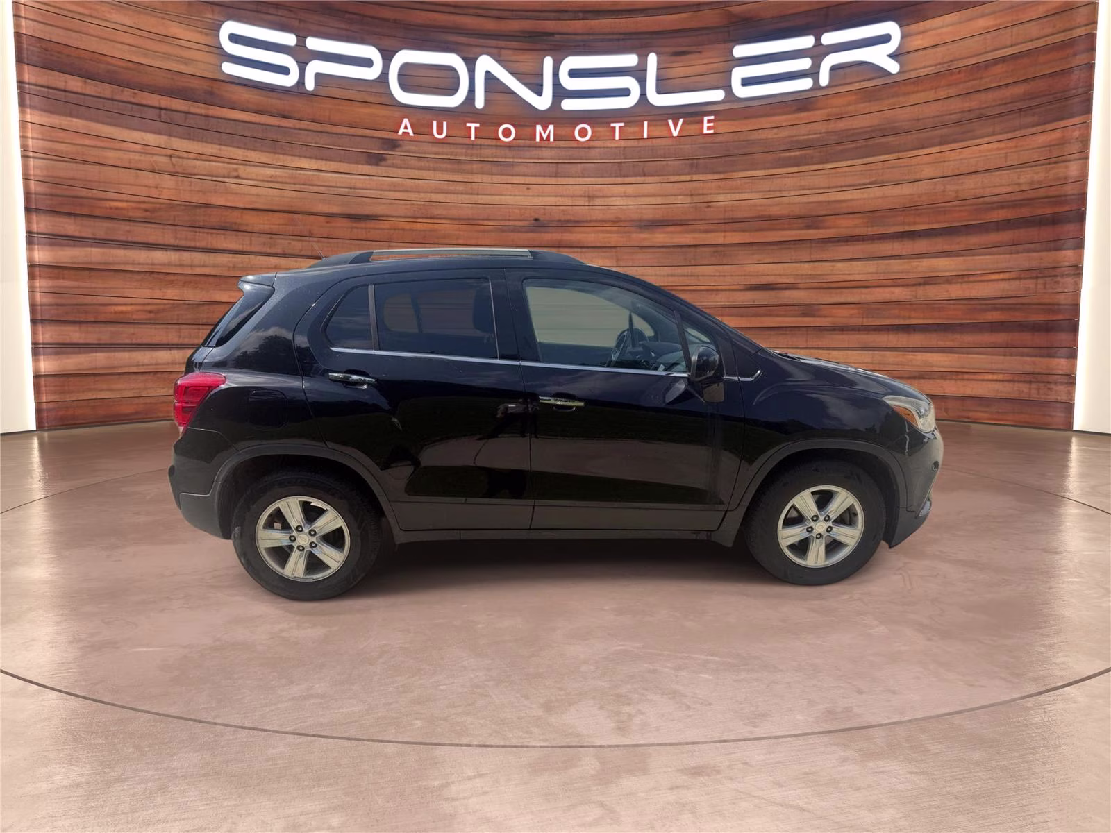 2018 Mosaic Black Metallic Chevrolet Trax LT FWD SUV