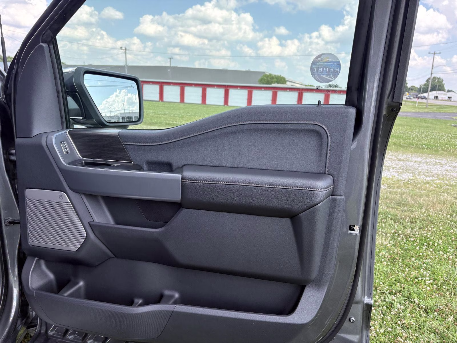 2026 Carbonized Gray Ford F-150 LARIAT 4X4 Truck