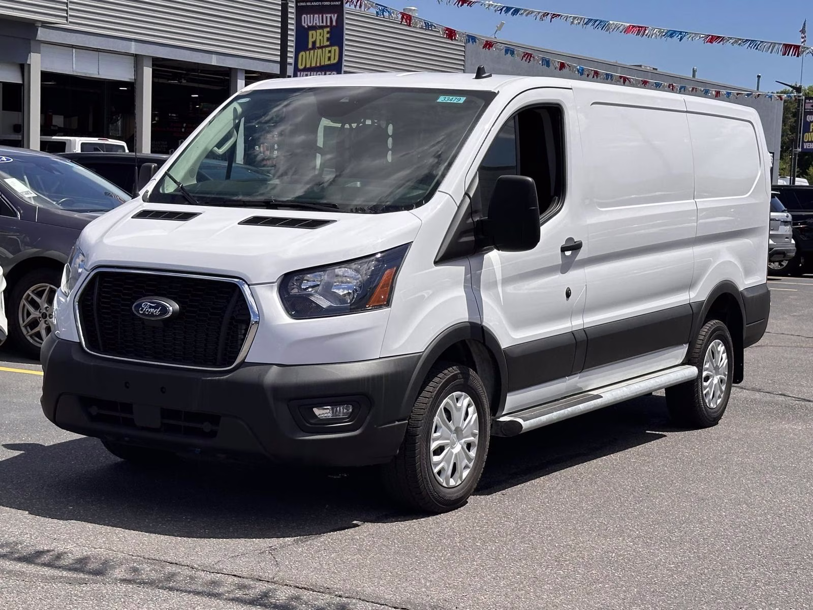 2025 Oxford White Ford Transit Cargo Van T-250 130 Low Rf 9070 GVWR RWD RWD Van