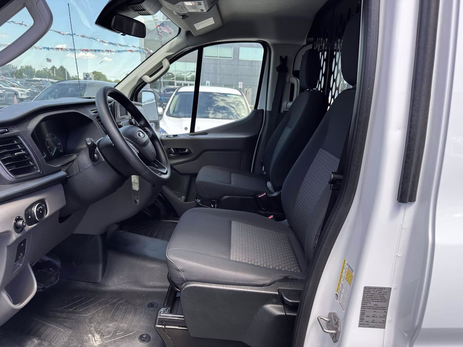 2025 Oxford White Ford Transit Cargo Van T-250 130 Low Rf 9070 GVWR RWD RWD Van