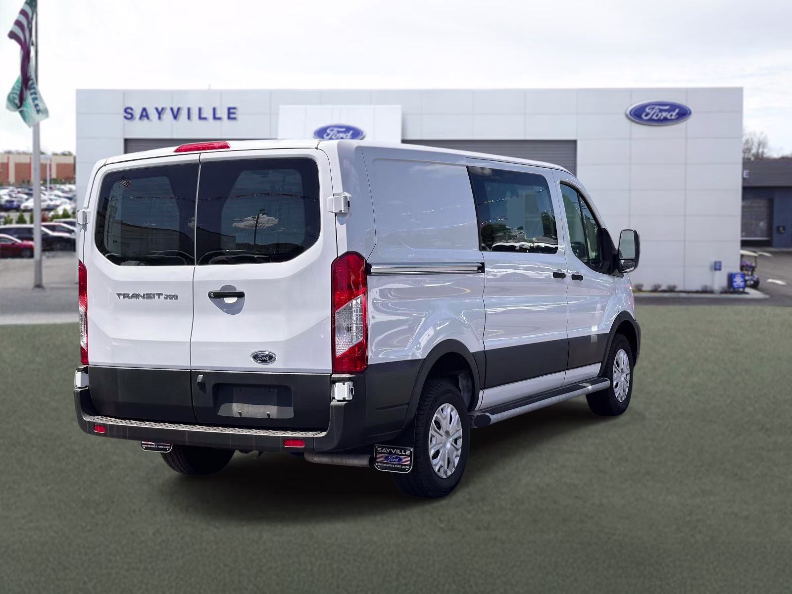2025 Oxford White Ford Transit Cargo Van T-250 130 Low Rf 9070 GVWR RWD RWD Van
