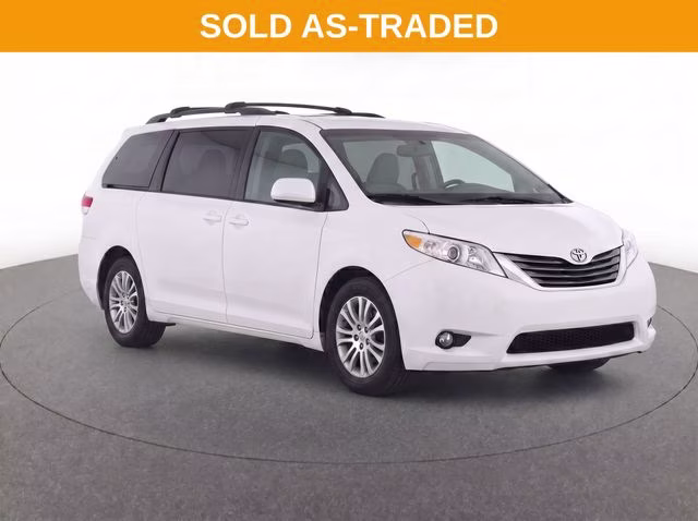 2012 Super White Toyota Sienna XLE FWD Van