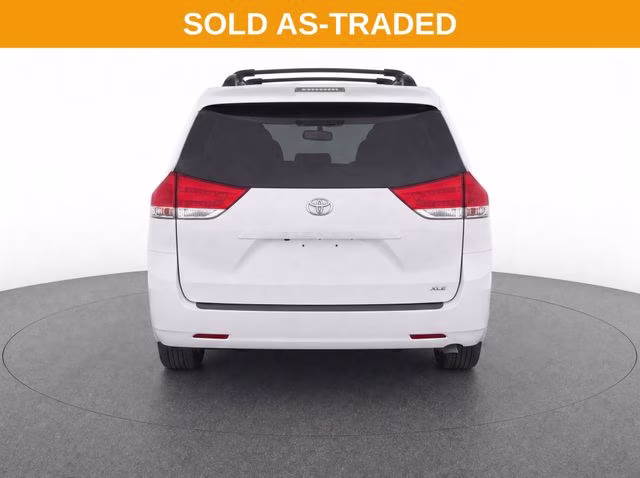 2012 Super White Toyota Sienna XLE FWD Van