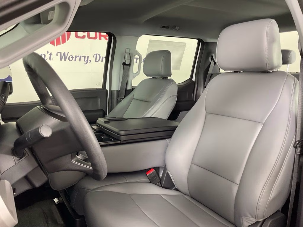 2026 Oxford White Ford Super Duty F-350 SRW XL 4X4 Truck