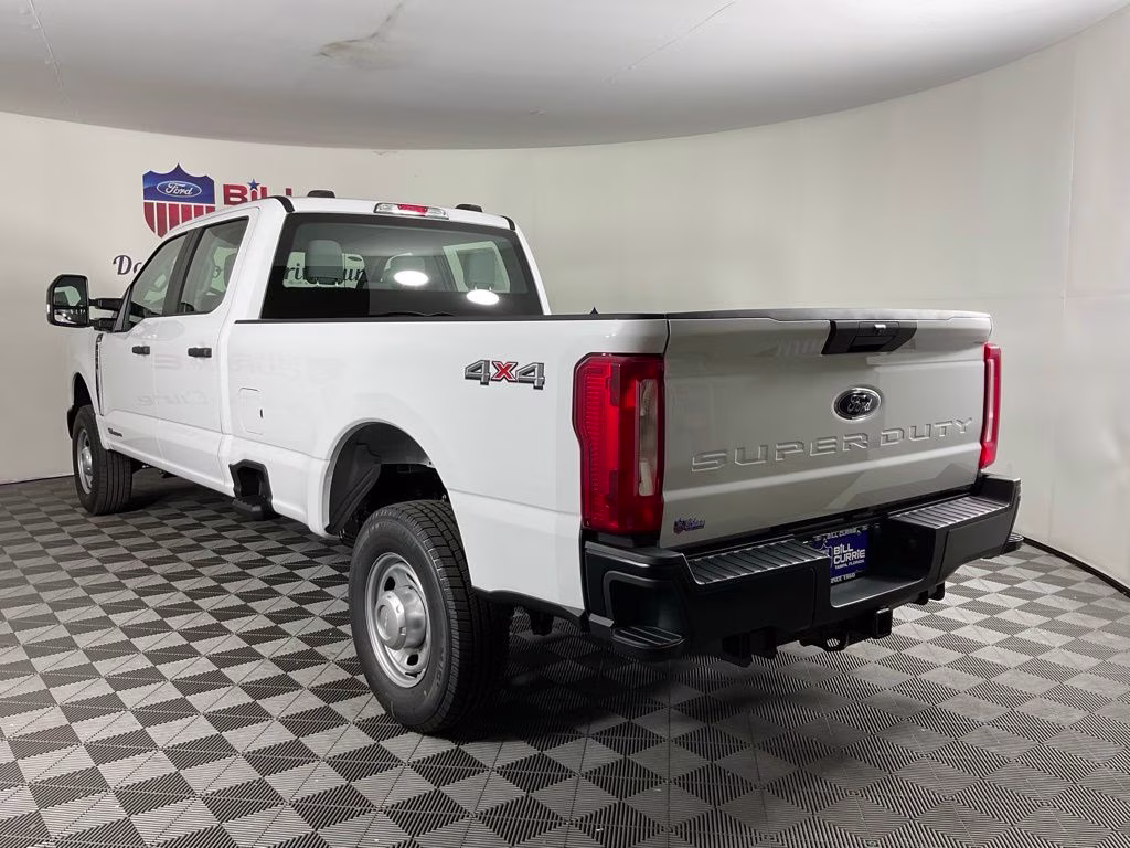 2026 Oxford White Ford Super Duty F-350 SRW XL 4X4 Truck