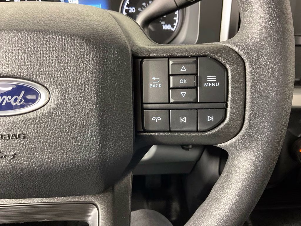 2026 Oxford White Ford Super Duty F-350 SRW XL 4X4 Truck