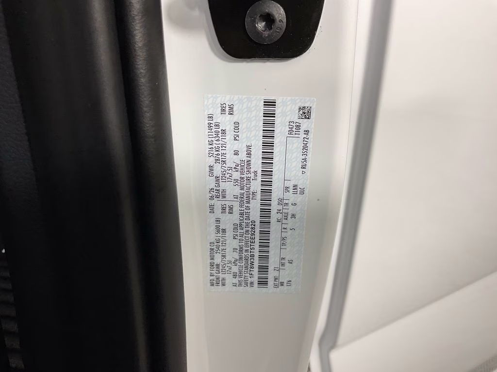 2026 Oxford White Ford Super Duty F-350 SRW XL 4X4 Truck