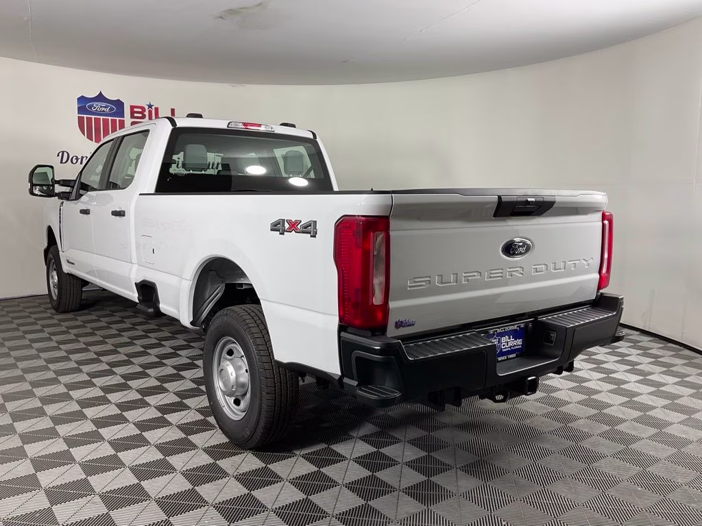 2026 Oxford White Ford Super Duty F-350 SRW XL 4X4 Truck