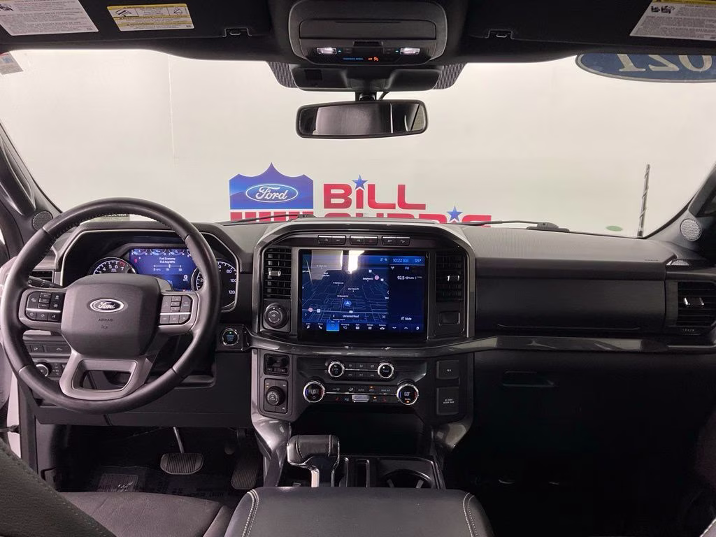2021 Oxford White Ford F-150 XLT 4X4 Truck