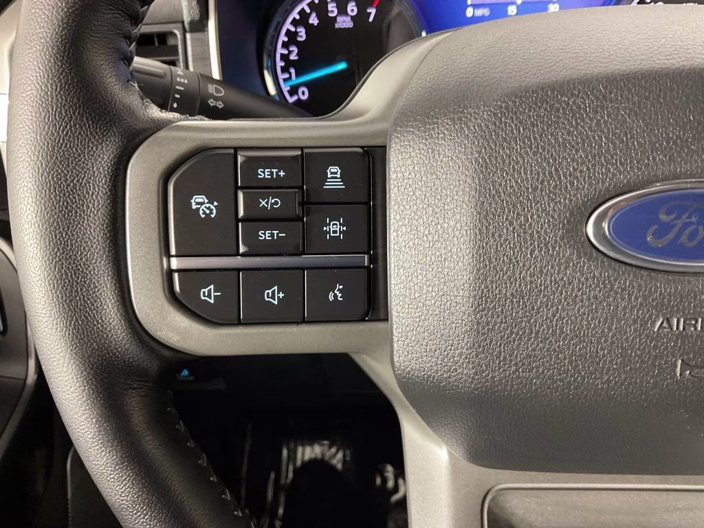 2021 Oxford White Ford F-150 XLT 4X4 Truck