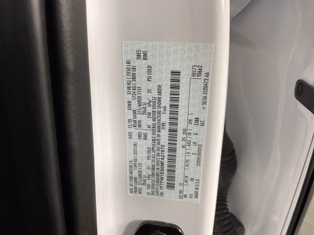 2021 Oxford White Ford F-150 XLT 4X4 Truck
