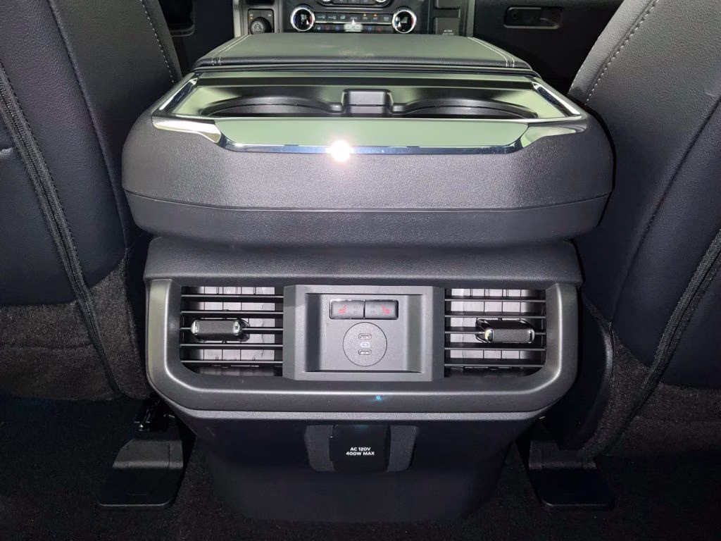 2026 Avalanche Ford F-150 Lariat 4X4 Truck