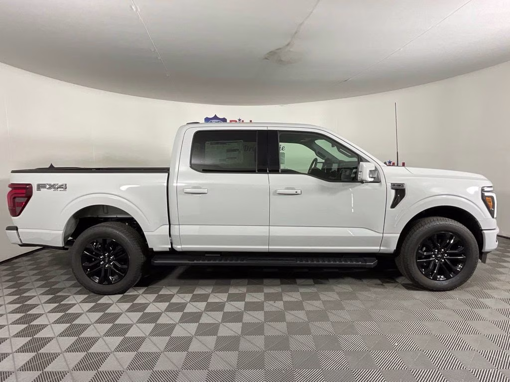 2026 Avalanche Ford F-150 Lariat 4X4 Truck