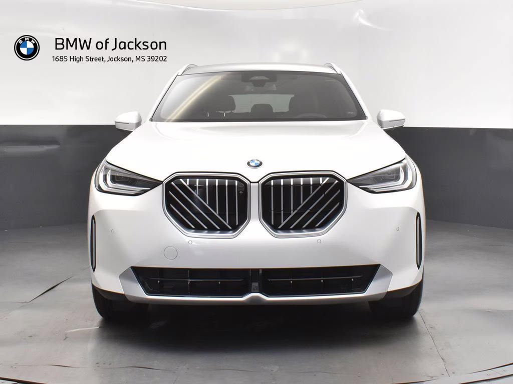 2025 Mineral White Metallic BMW X3 30 xDrive AWD SUV