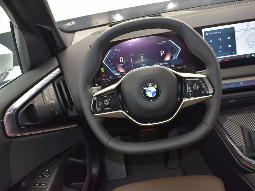 2025 Mineral White Metallic BMW X3 30 xDrive AWD SUV