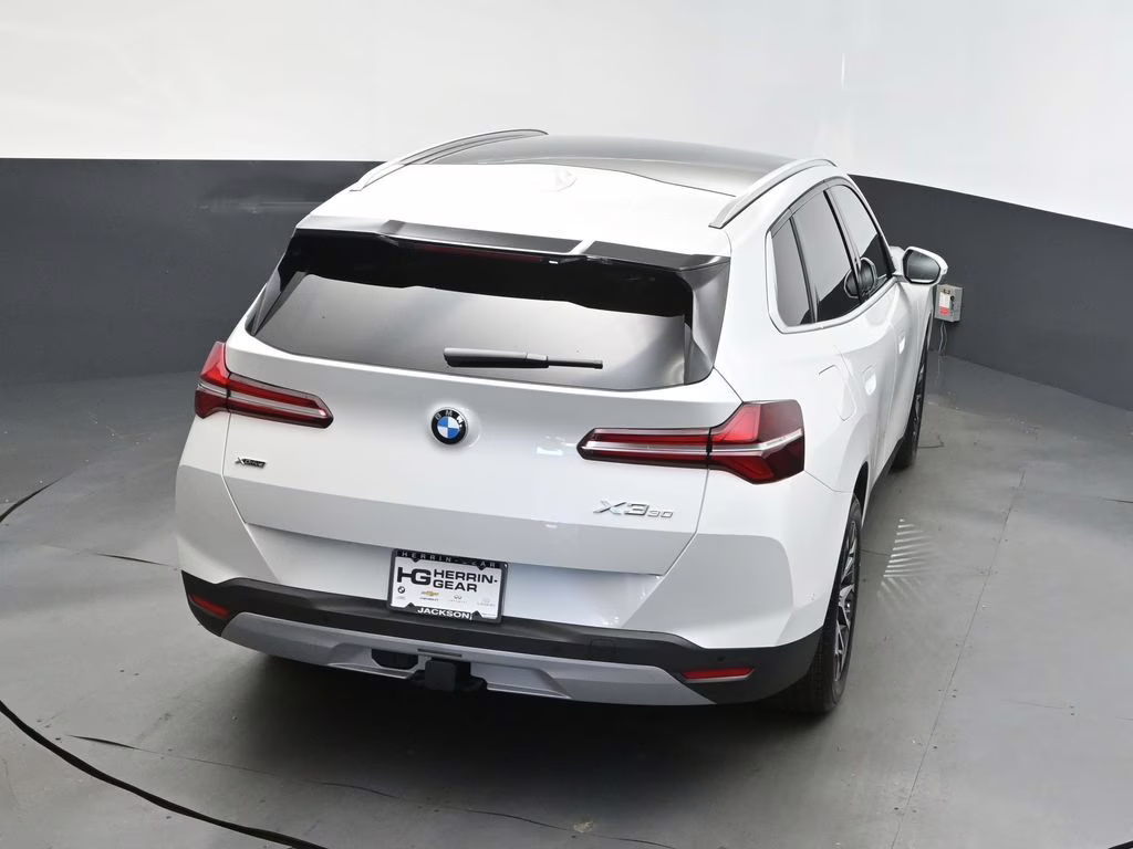 2025 Mineral White Metallic BMW X3 30 xDrive AWD SUV