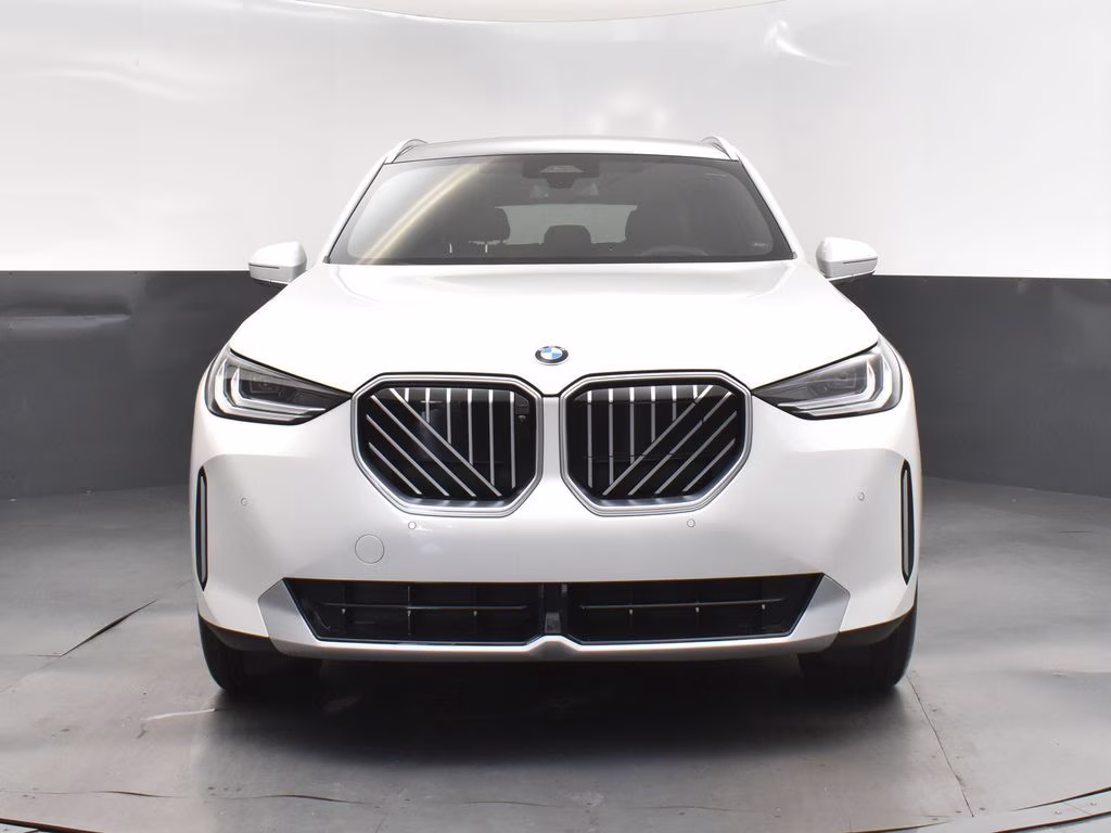 2025 White Metallic BMW X3 30 xDrive AWD SUV