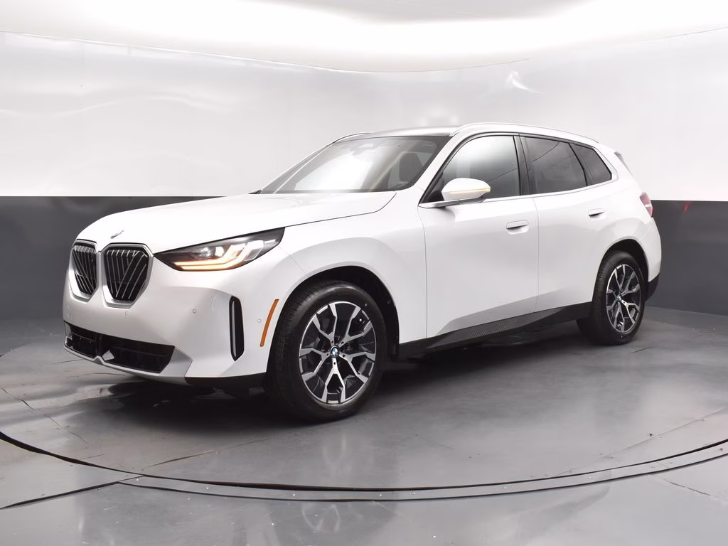 2025 White Metallic BMW X3 30 xDrive AWD SUV