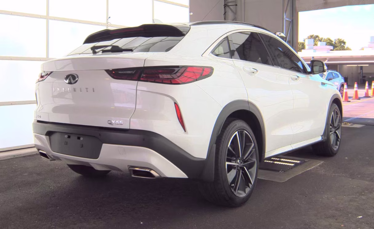 2023 White INFINITI QX55 SENSORY AWD SUV