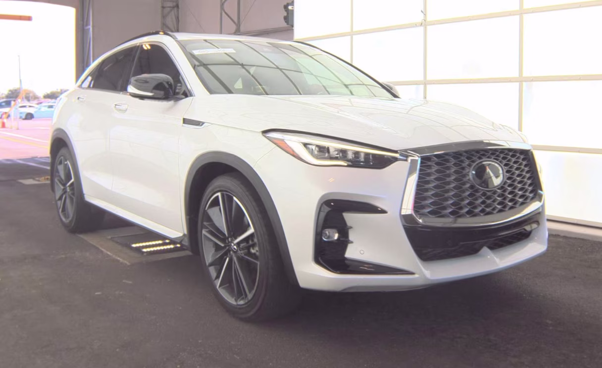 2023 White INFINITI QX55 SENSORY AWD SUV