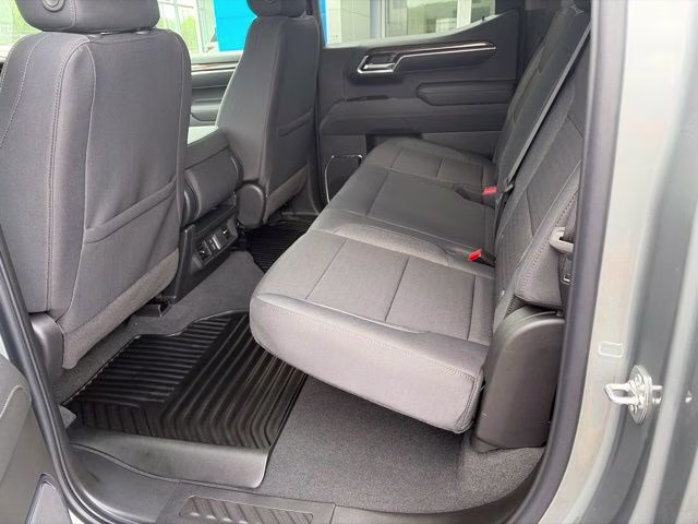 2026 Sterling Gray Metallic Chevrolet Silverado 1500 LT 4X4 Truck