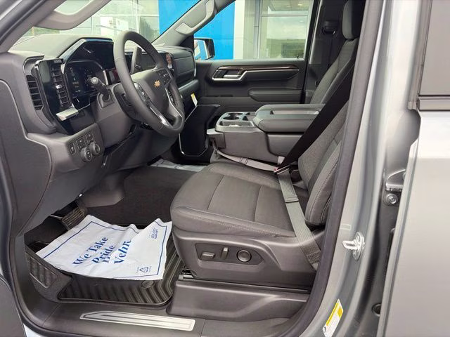 2026 Sterling Gray Metallic Chevrolet Silverado 1500 LT 4X4 Truck