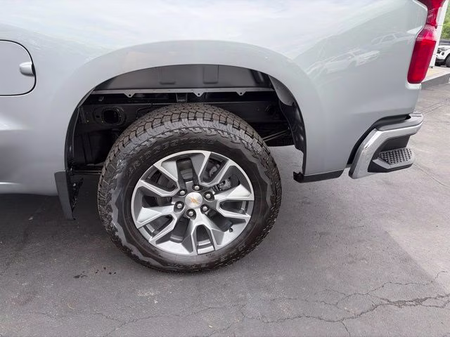 2026 Sterling Gray Metallic Chevrolet Silverado 1500 LT 4X4 Truck