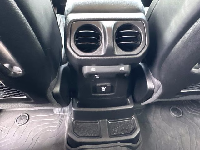 2024 Anvil Clear Coat Jeep Wrangler Rubicon 4xe 4X4 SUV