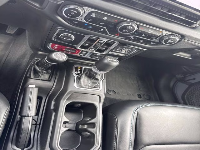 2024 Anvil Clear Coat Jeep Wrangler Rubicon 4xe 4X4 SUV
