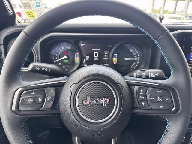 2024 Anvil Clear Coat Jeep Wrangler Rubicon 4xe 4X4 SUV