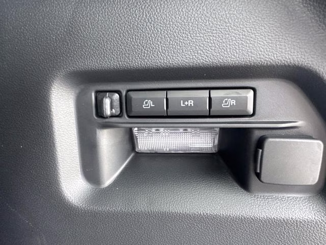 2026 White Metallic Ford Explorer ST RWD SUV