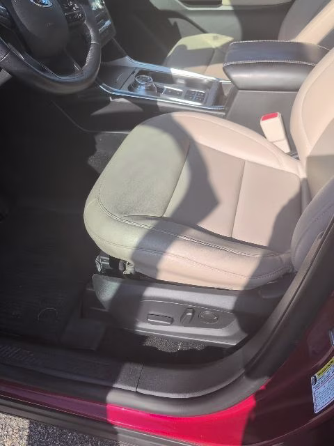 2020 Red Ford Explorer XLT RWD SUV