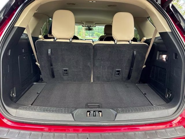 2020 Red Metallic Ford Explorer XLT RWD SUV
