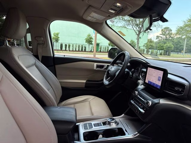 2020 Red Metallic Ford Explorer XLT RWD SUV